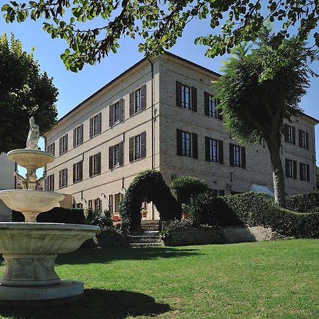 Hotel Bel Sit Senigallia Exteriör bild