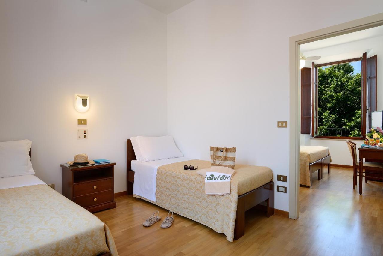 Hotel Bel Sit Senigallia Exteriör bild