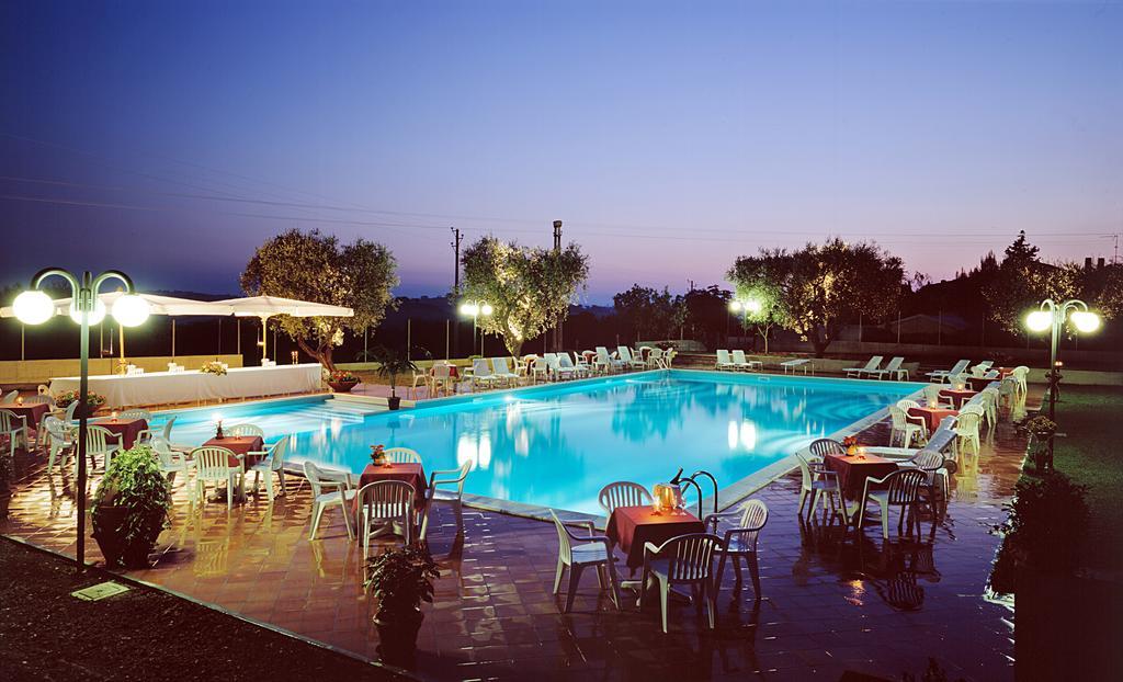 Hotel Bel Sit Senigallia Exteriör bild